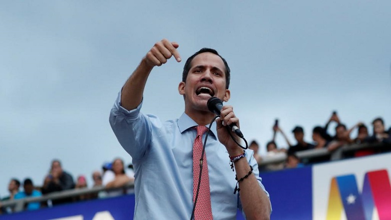 Guaido'dan 'sokağa çıkın' çağrısı 